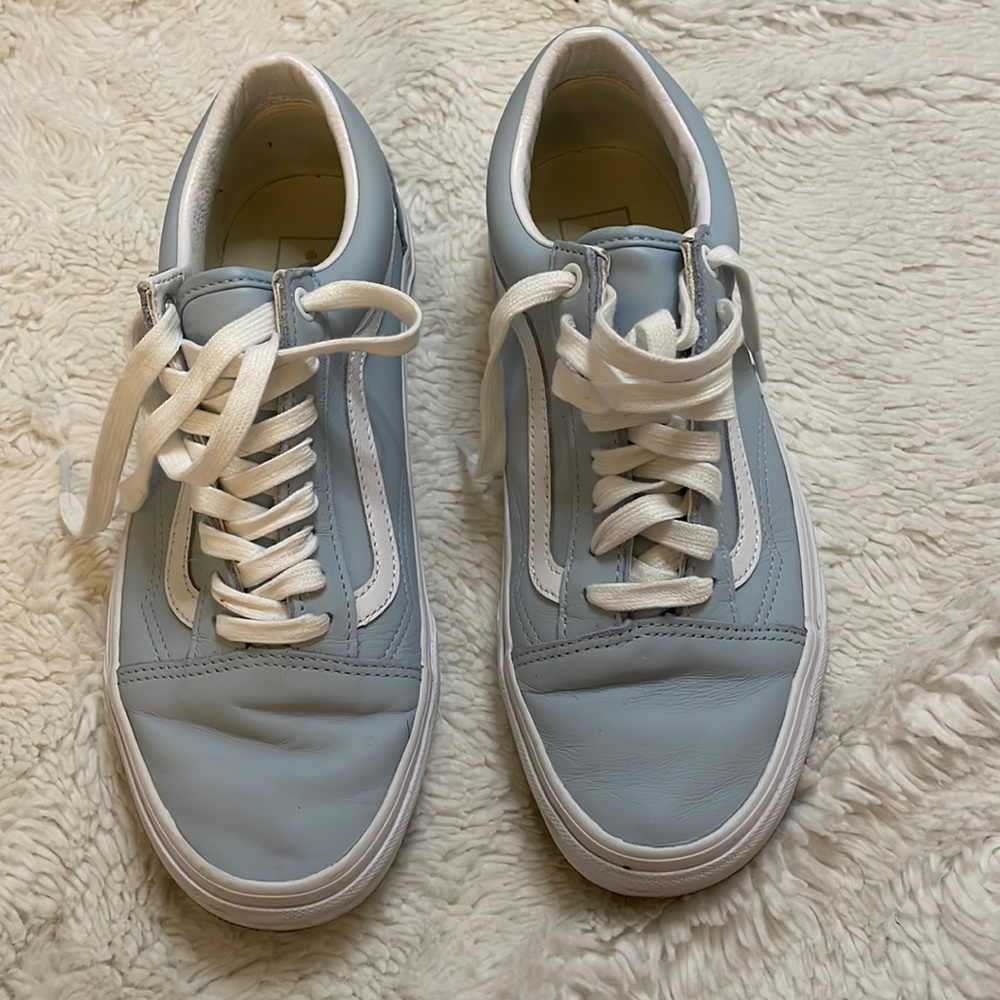 Old skool van. Women’s size 9